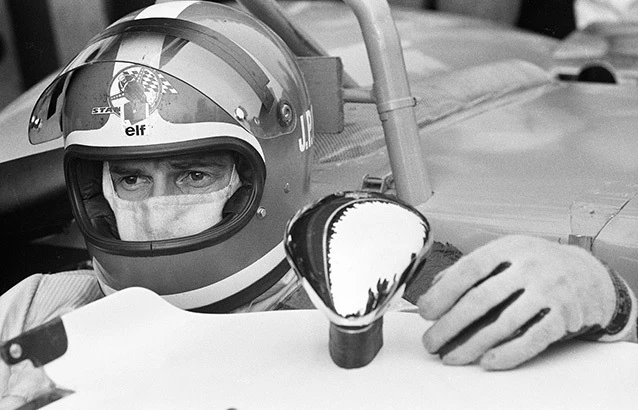 Jean-Pierre-Beltoise-_Matra_-aux-1000km-de-Paris-en-1969-DPPI.jpg